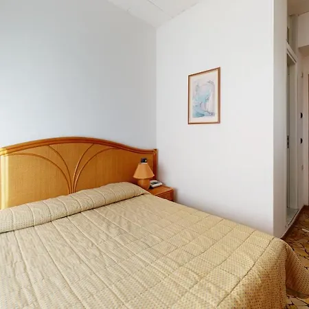 Zunino Hotell