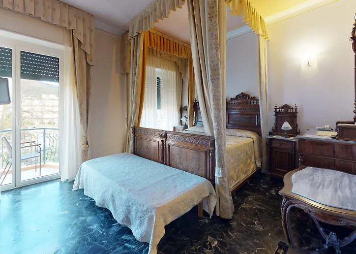 Zunino Hotell